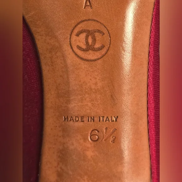 CHANEL Authentic Vintage Red Fabric Pumps toe cap Kitten Heel Size 6.5 - Picture 8 of 12